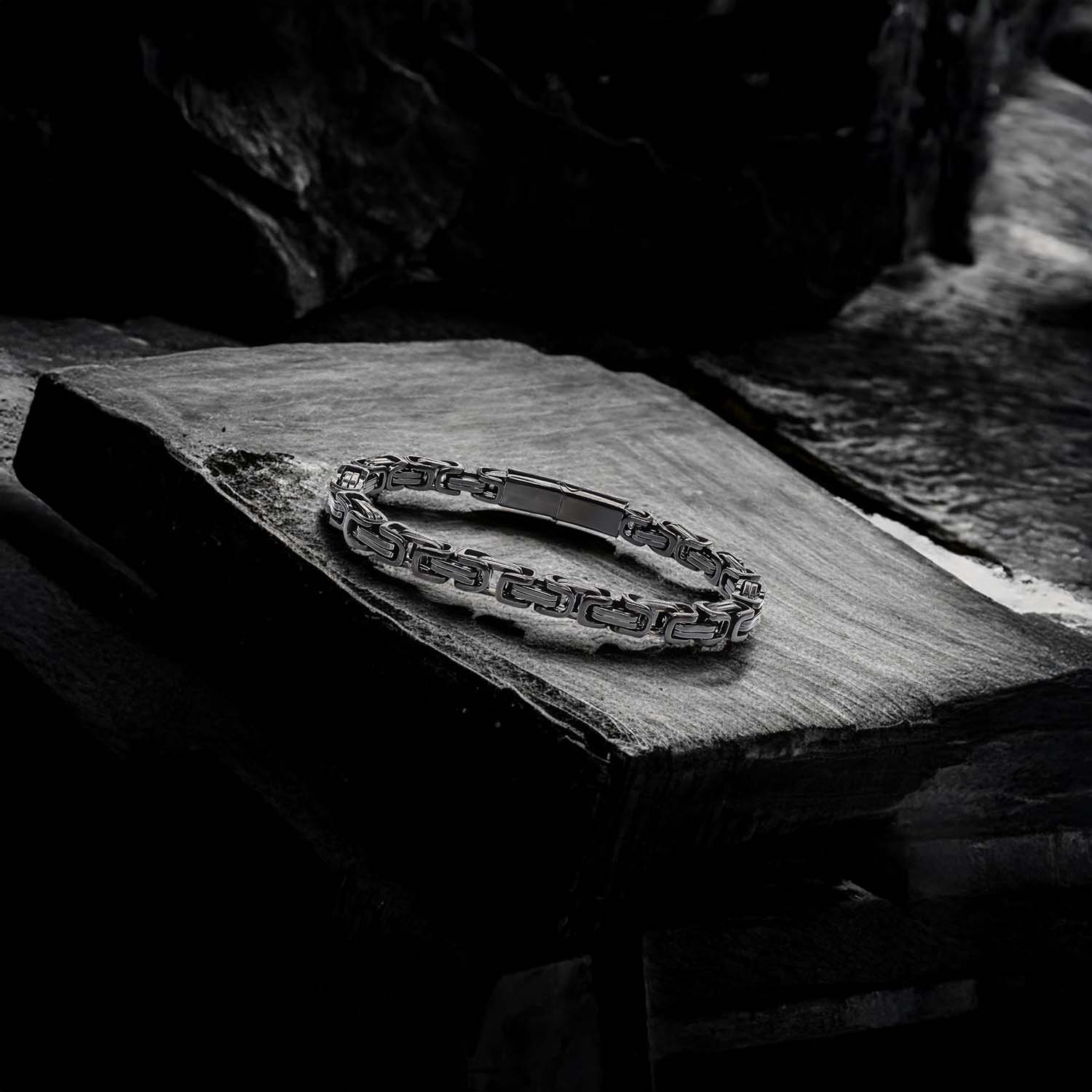 
             Ranel Takı Kilit Mekanizmalı Siyah Kral Zincir Bileklik 6Mm 3810CZB1D93 
        