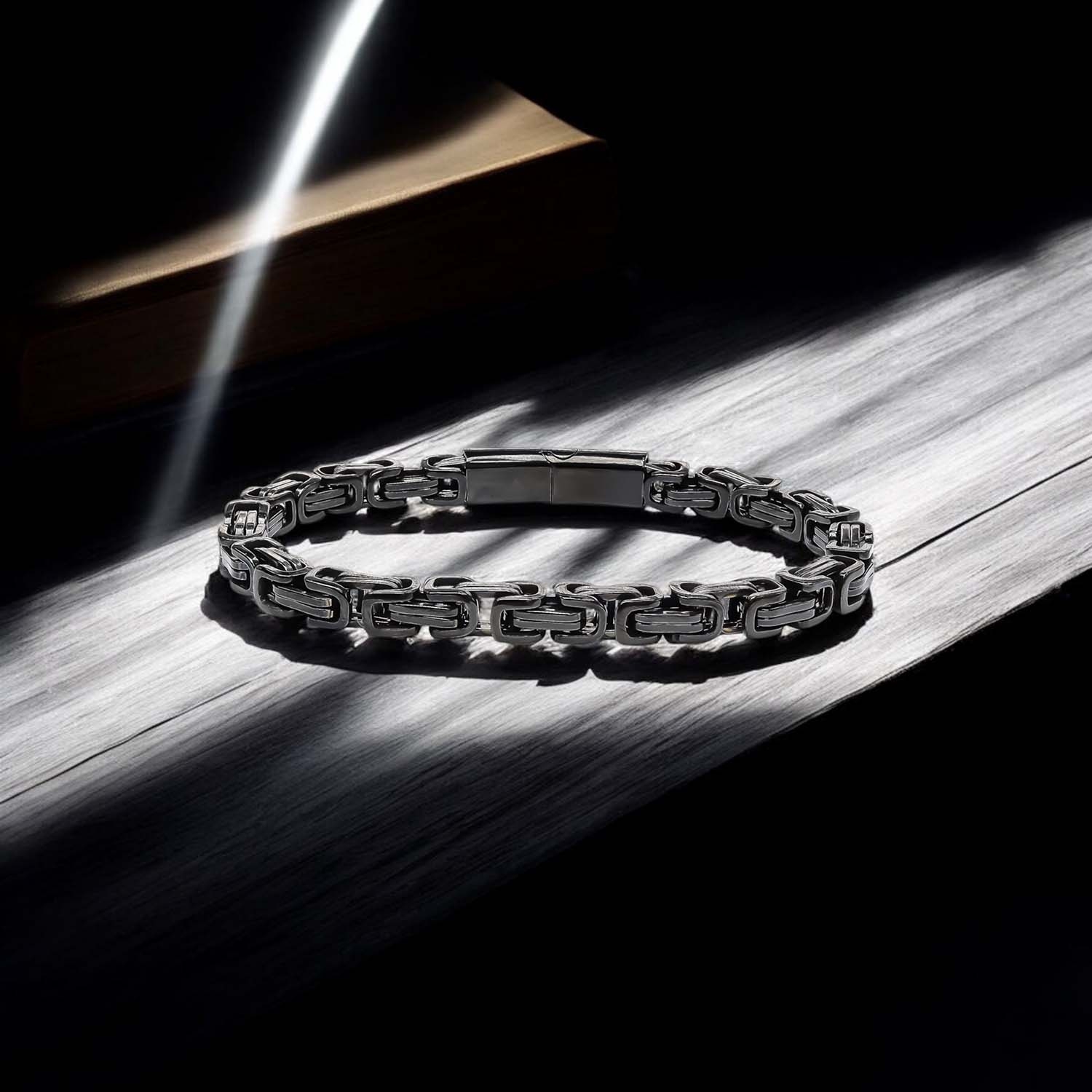 
             Ranel Takı Kilit Mekanizmalı Siyah Kral Zincir Bileklik 6Mm 3810CZB1D93 
        